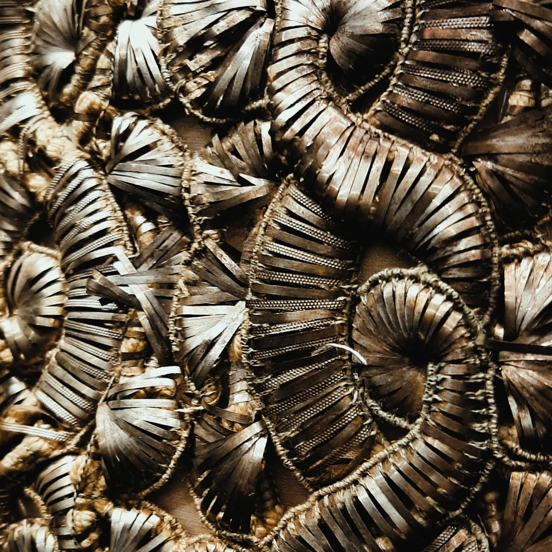 Cocoon (30x30, Keret + Paszpartúra)